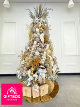 Cargar imagen en el visor de la galería, Arbolito Navideño en Renta – Estilo Grand Nutcracker Gold & Silver Champagne