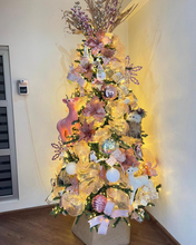Cargar imagen en el visor de la galería, Arbolito Navideño en Renta – Estilo Rose Gold Forest Animals Enchanted