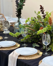 Cargar imagen en el visor de la galería, [30 personas]: Mesa Decorada
