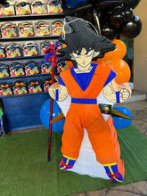 Cargar imagen en el visor de la galería, Piñata Personaje
