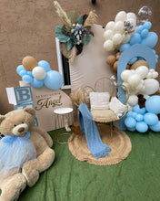 Cargar imagen en el visor de la galería, Backdrop Baby Victor
